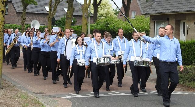 Marsparade Someren liep gesmeerd.